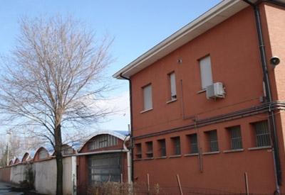 Uffici e capannoni a Zola Predosa a Bologna in Affitto