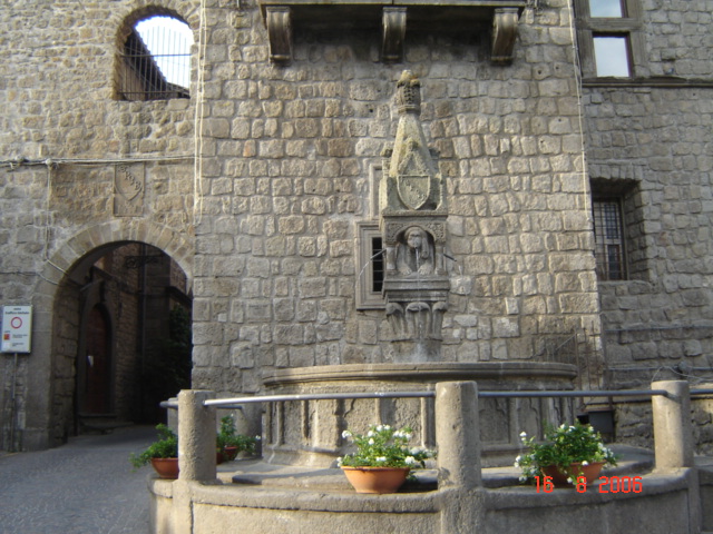 Casa nel Borgo Medievale di Vitorchiano a Viterbo in Vendita