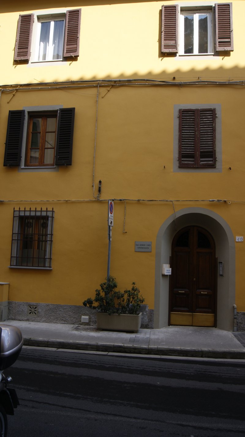Appartamento di 4 locali con 3 camere singole a Pisa in Affitto