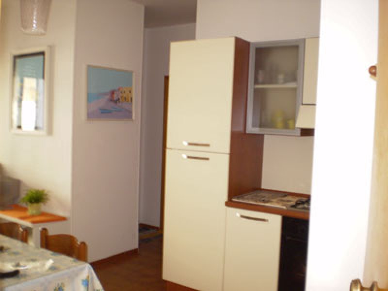 Appartamento trilocale via Spina a Rimini in Affitto