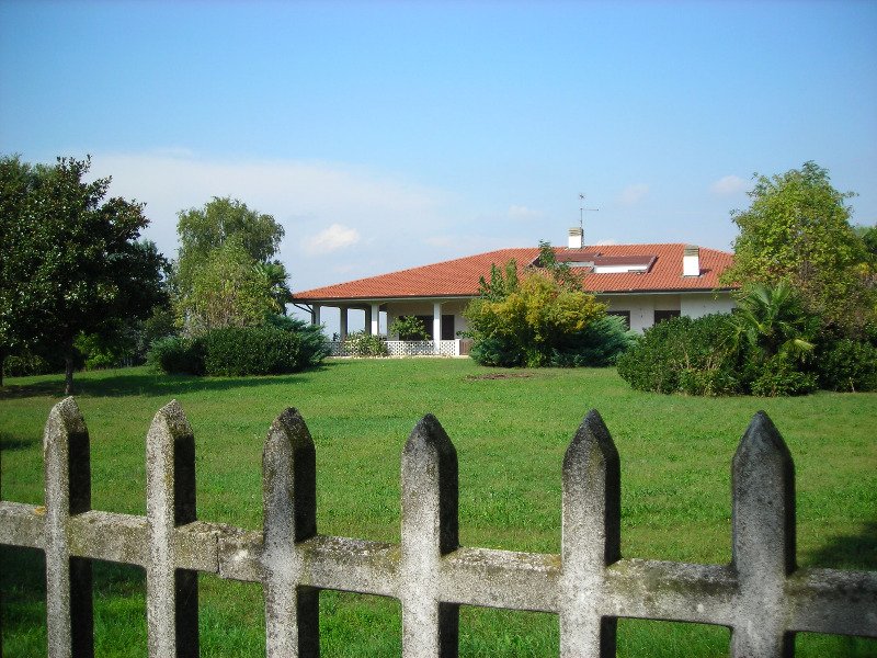 Villa a Castions di Strada a Udine in Vendita
