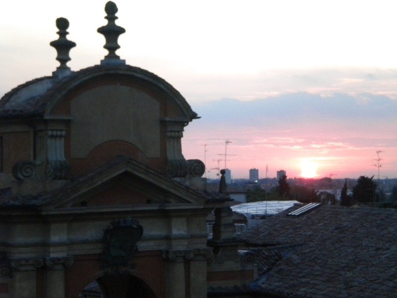 Appartamento sui tetti bolognesi a Bologna in Affitto