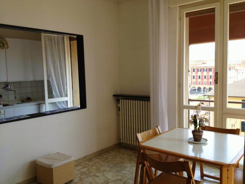 Appartamento zona lungomare Chiavari a Genova in Affitto