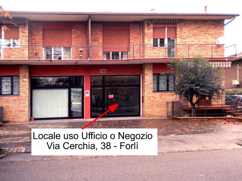 Ufficio o negozio a Ronco a Forli-Cesena in Affitto