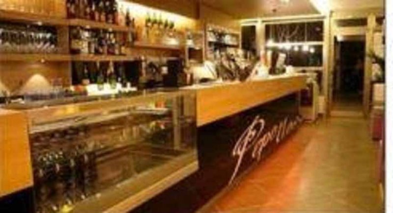 Bar paninoteca a Lignano Sabbiadoro a Udine in Vendita