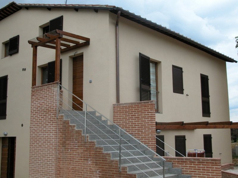 Appartamento in villa trifamiliare Tognazza a Siena in Affitto