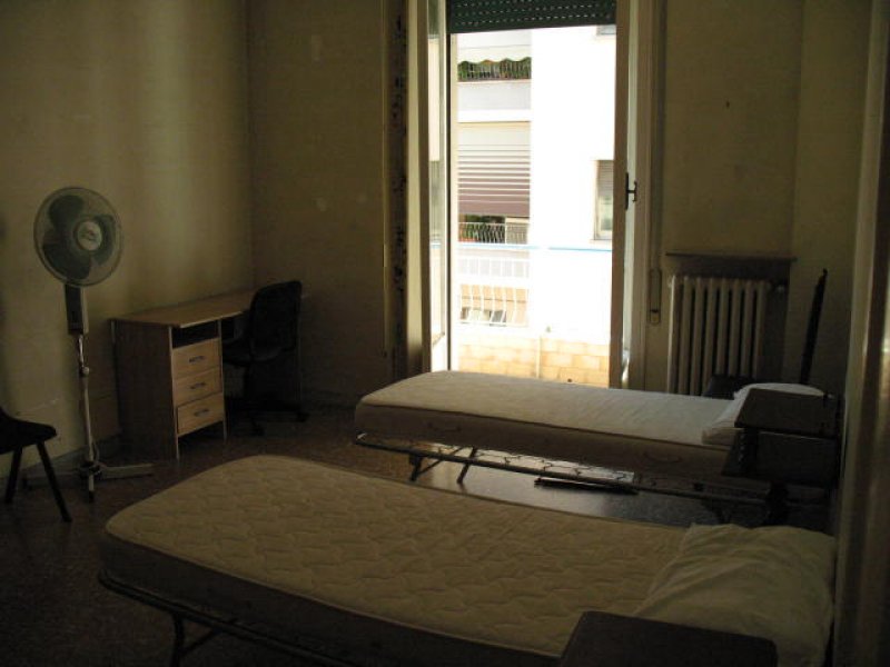 Appartamento arredato Viale Libia a studenti a Roma in Affitto