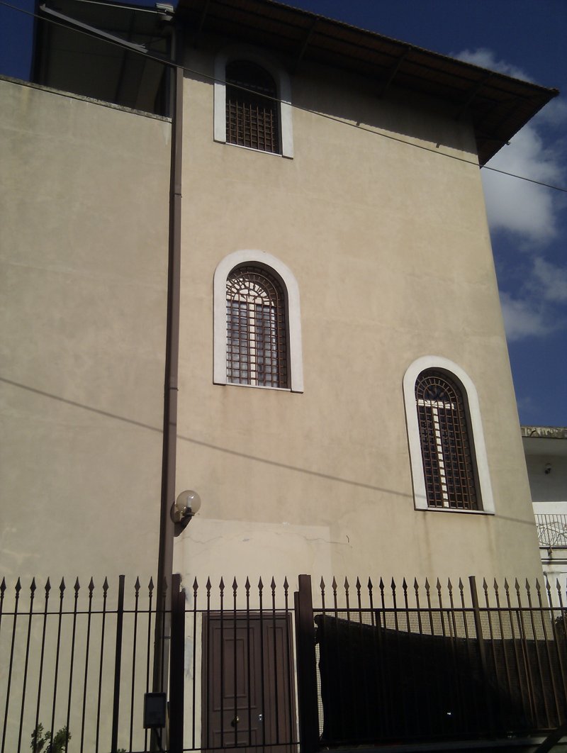 Palazzo nel centro storico di Caivano a Napoli in Vendita
