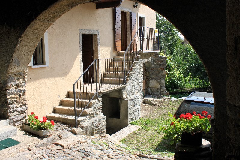 Casa vacanza a Gignese a Verbano-Cusio-Ossola in Vendita