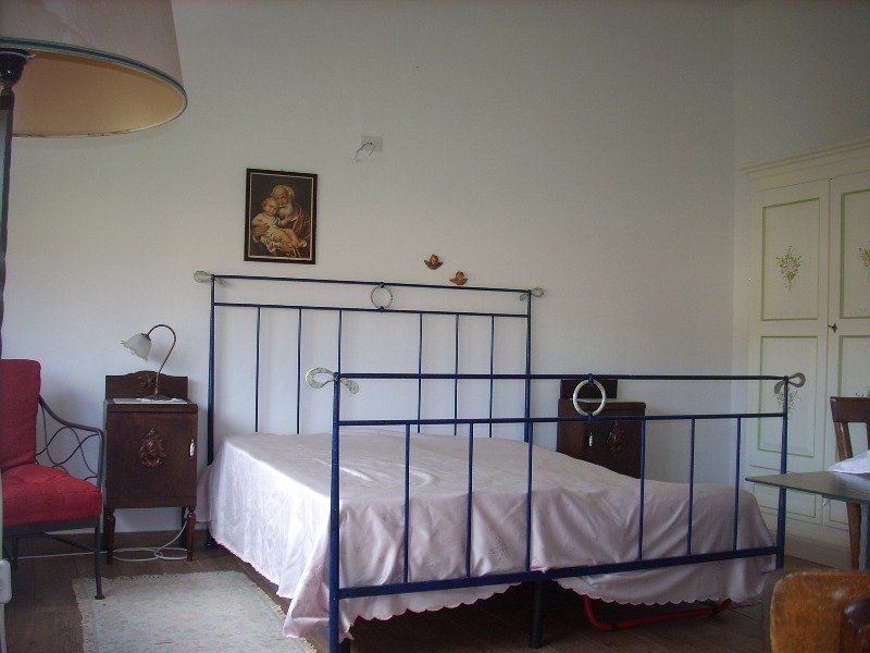 Appartamento arredato a Castellana Sicula a Palermo in Affitto