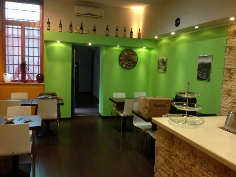 Bar con sala slot separata zona San Siro a Milano in Vendita