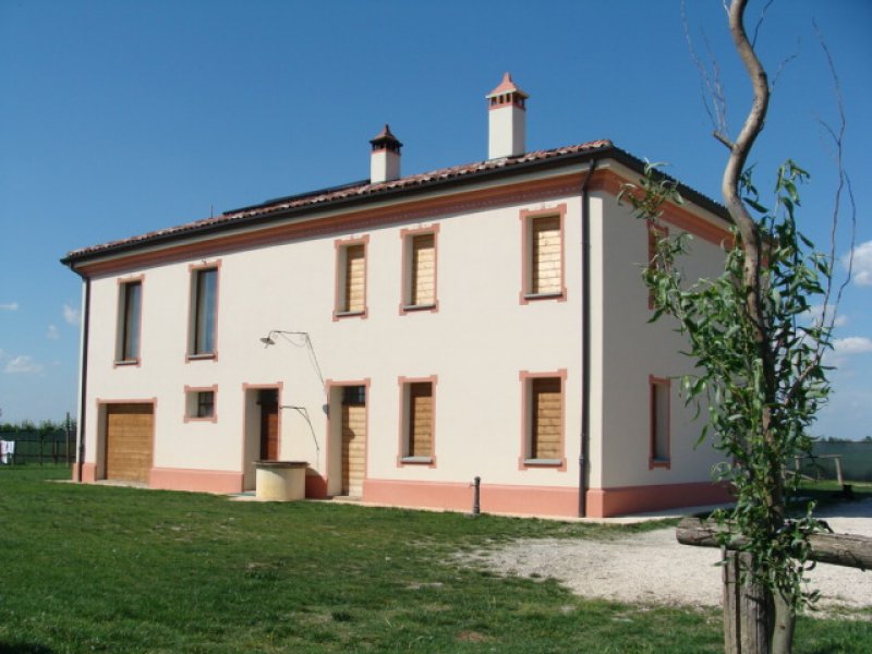 Villa restaurata localit La Viola a Ravenna in Vendita