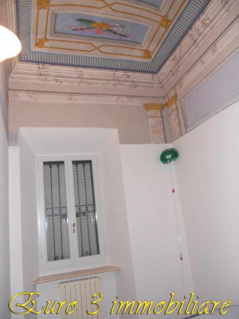 Appartamento affrescato alle porte del centro a Ascoli Piceno in Vendita