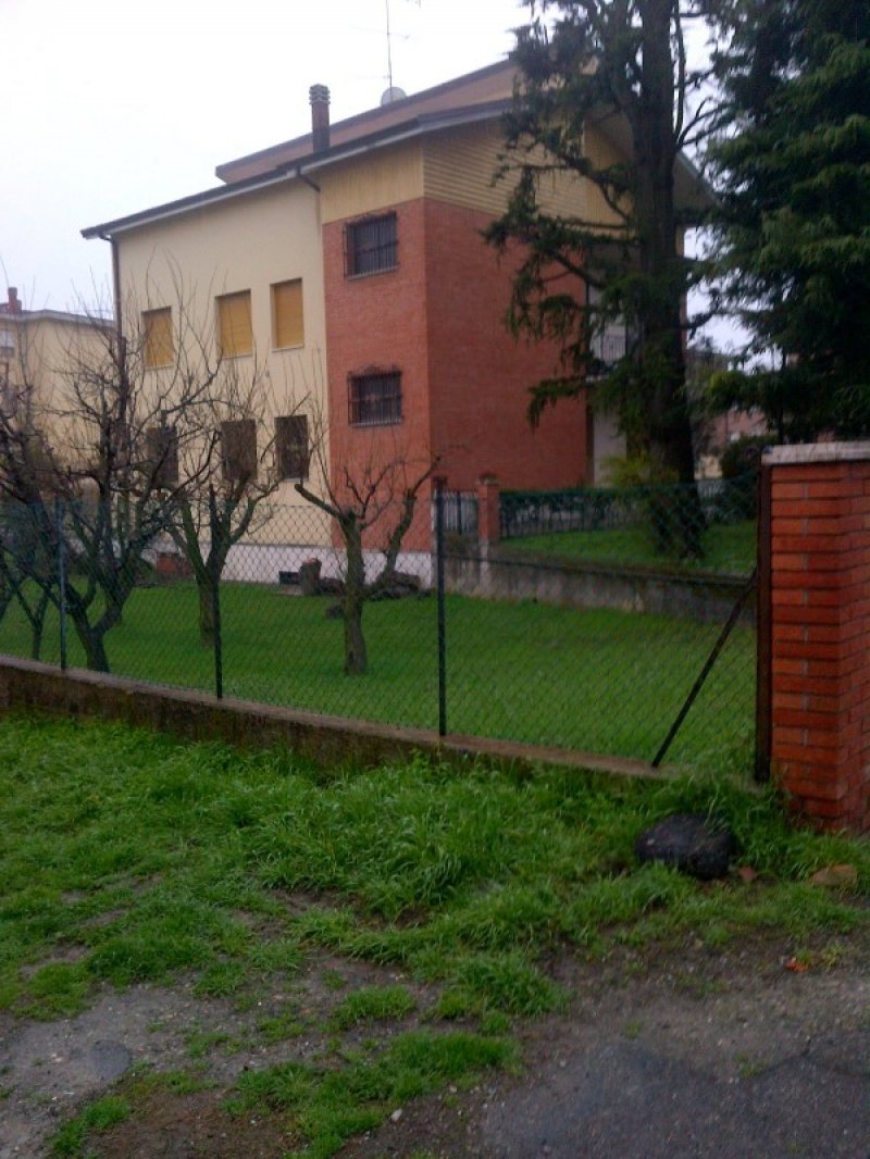 Casa in zona centrale di Marano sul Panaro a Modena in Vendita