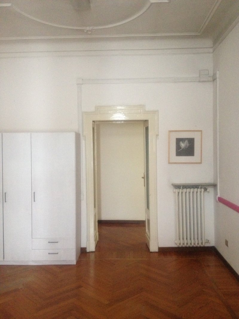 Appartamento bilocale via Spartaco a Milano in Affitto