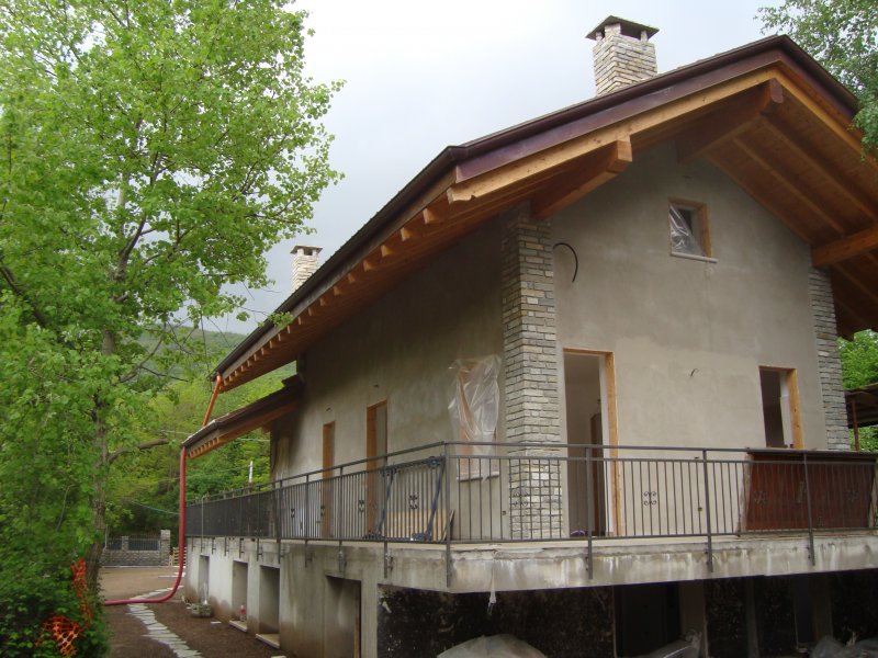 Villa Brovello Carpugnino a Verbano-Cusio-Ossola in Vendita