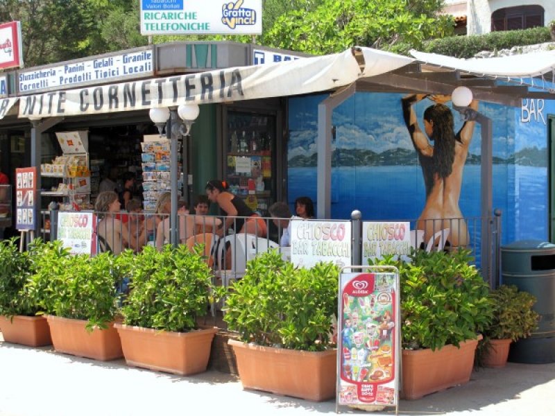 Chiosco Bar Tabacchi sito in Castro a Lecce in Vendita