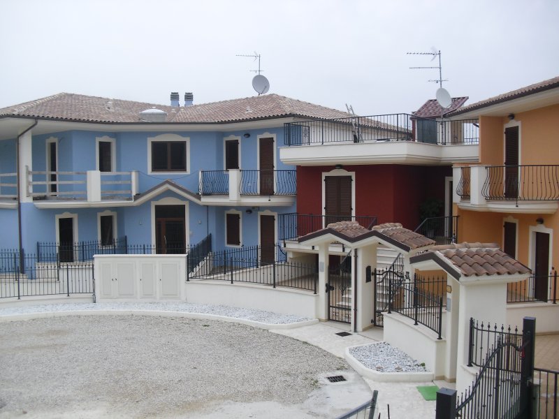 Appartamento ad Appignano del Tronto a Ascoli Piceno in Vendita