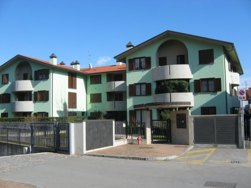 Appartamento a Ghiaie di Bonate Sopra a Bergamo in Affitto