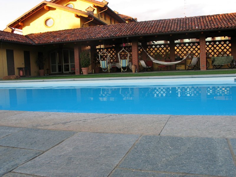 Villa con piscina a Sandigliano a Biella in Vendita