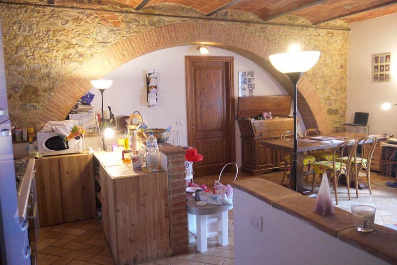 Appartamento di una porzione rurale Villa a Sesta a Siena in Affitto