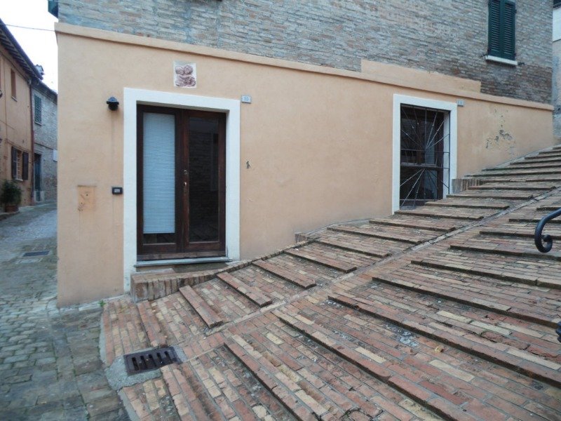 Monolocale centro storico a Saltara a Pesaro e Urbino in Vendita