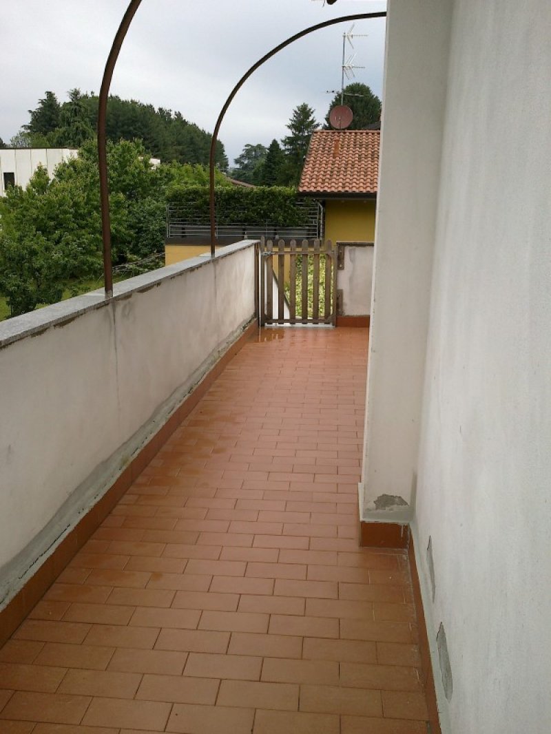 Appartamento a Golasecca a Varese in Affitto