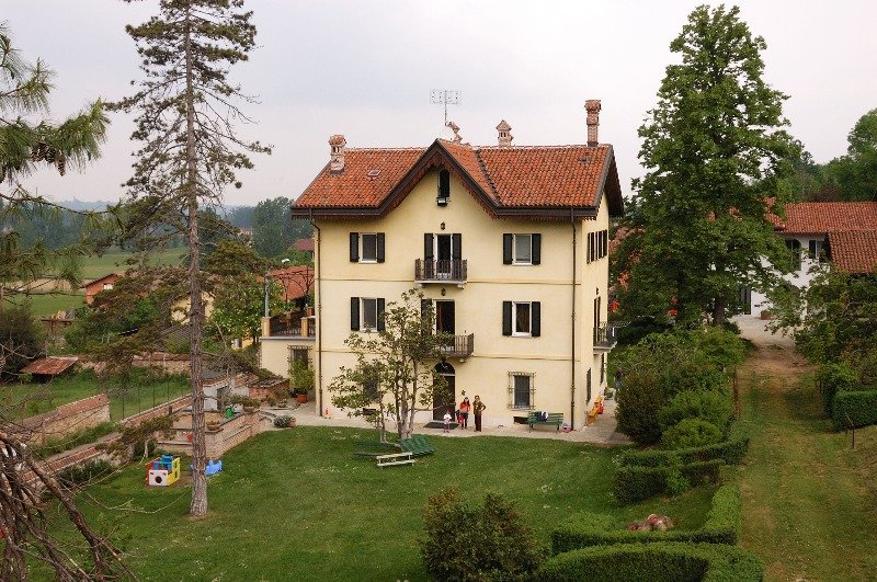 Villa a Bene Vagienna a Cuneo in Vendita
