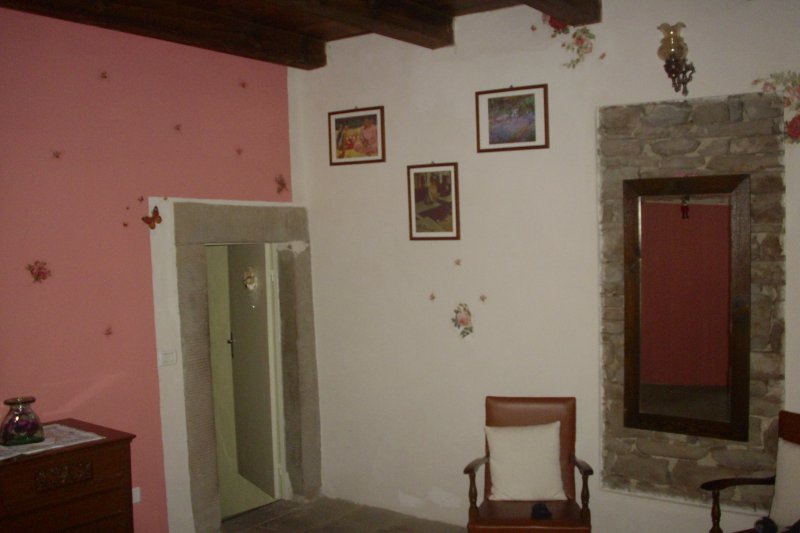 Rustico risalente al 1500 a Premilcuore a Forli-Cesena in Affitto