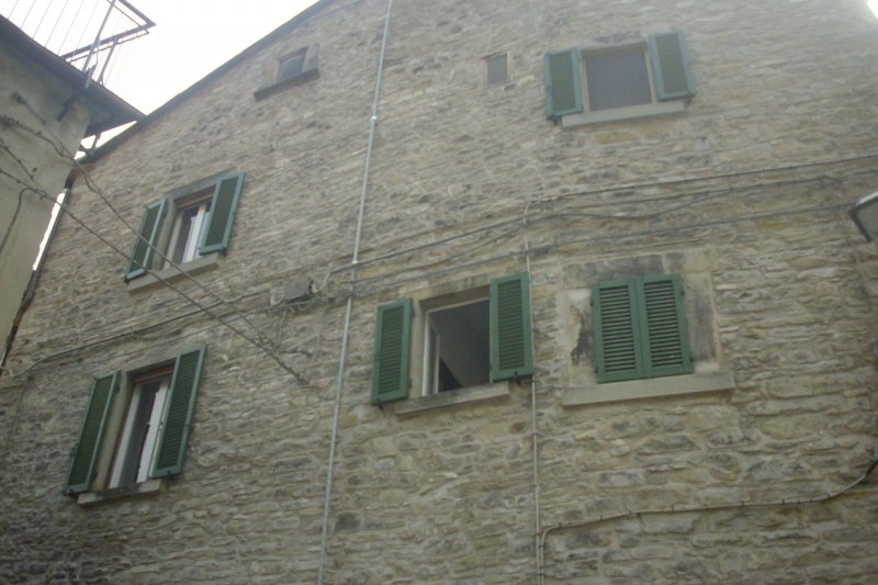 Rustico risalente al 1500 a Premilcuore a Forli-Cesena in Affitto