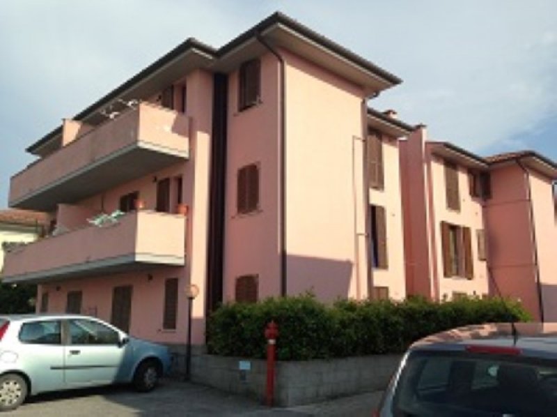 Ad Altopascio appartamento a Lucca in Vendita