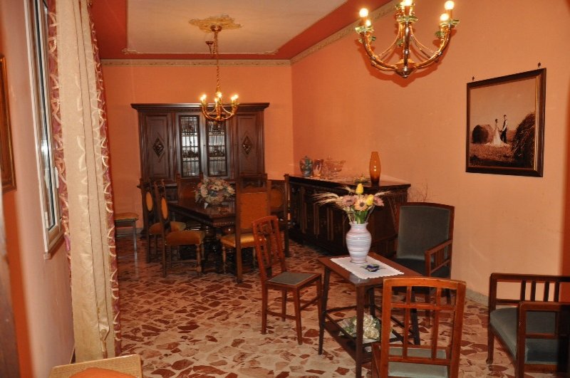 A Ficarazzi appartamento ristrutturato a Palermo in Vendita