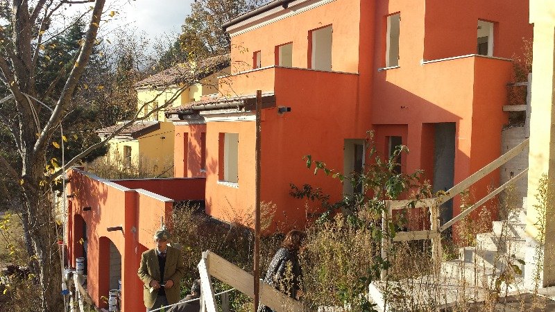 Appartamenti in villa con terrazzo a Ca Nova a Savona in Vendita