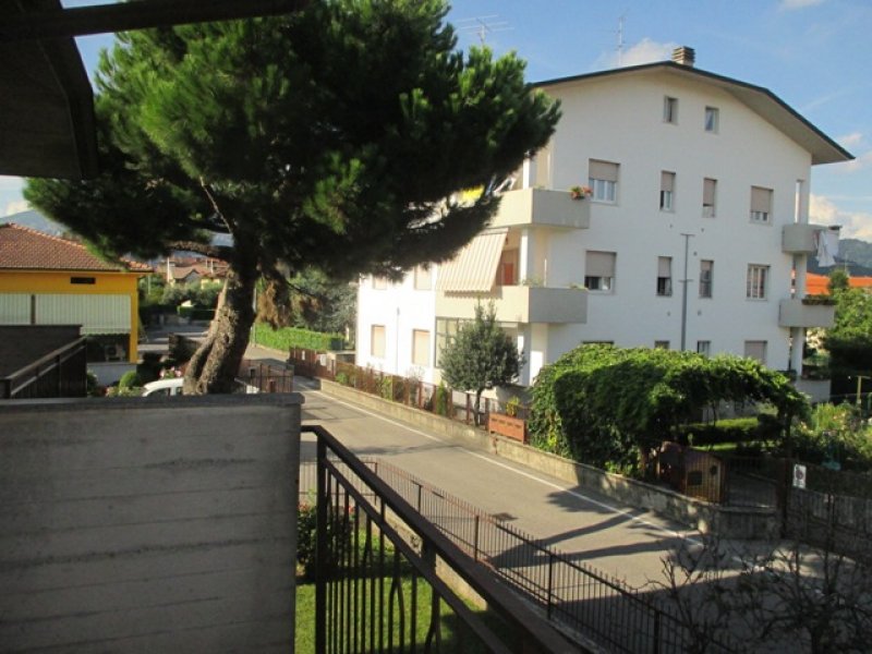 A Pedrengo appartamento a Bergamo in Vendita