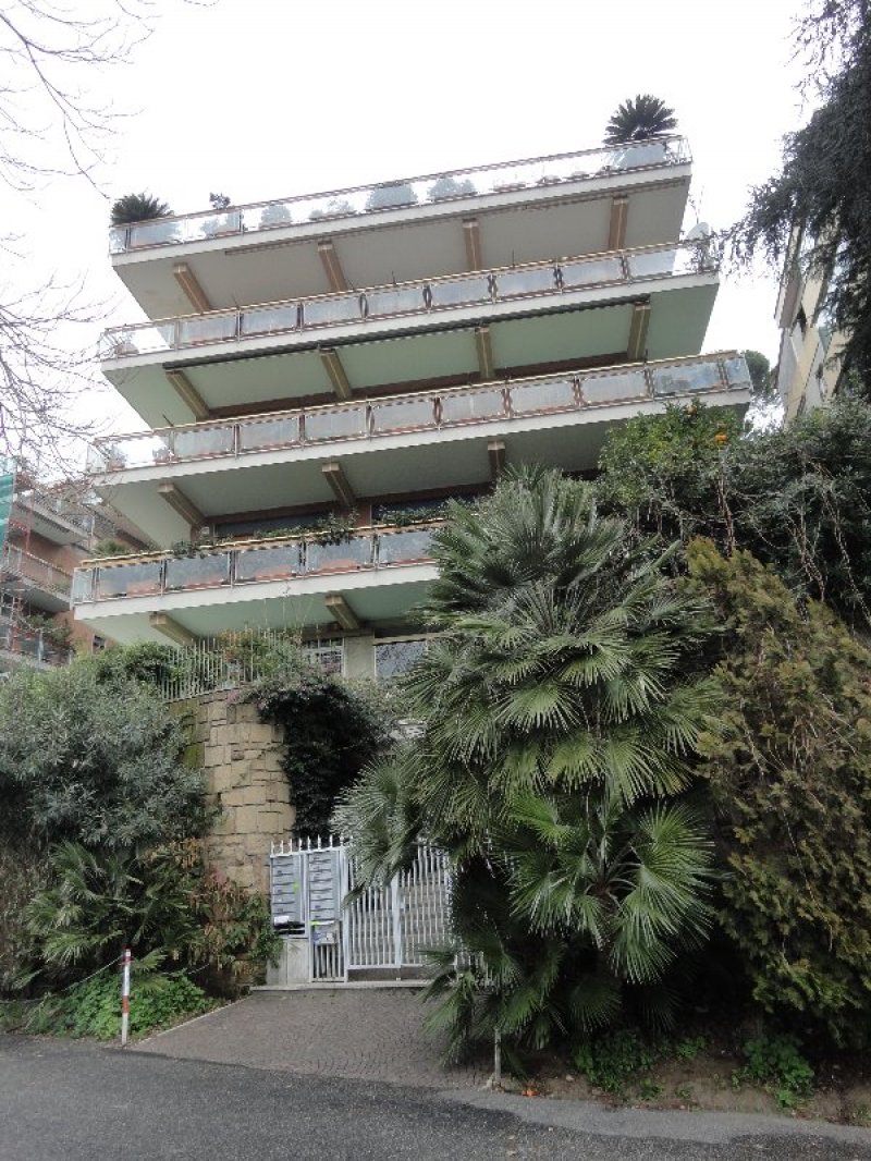 Appartamento zona Cortina d'Ampezzo a Roma in Affitto