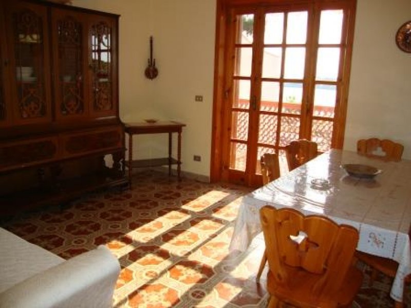 Appartamento in villa a Pulsano a Taranto in Affitto