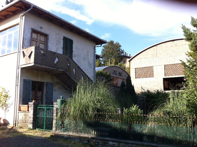 Azienda zootecnica a Firenzuola a Firenze in Vendita