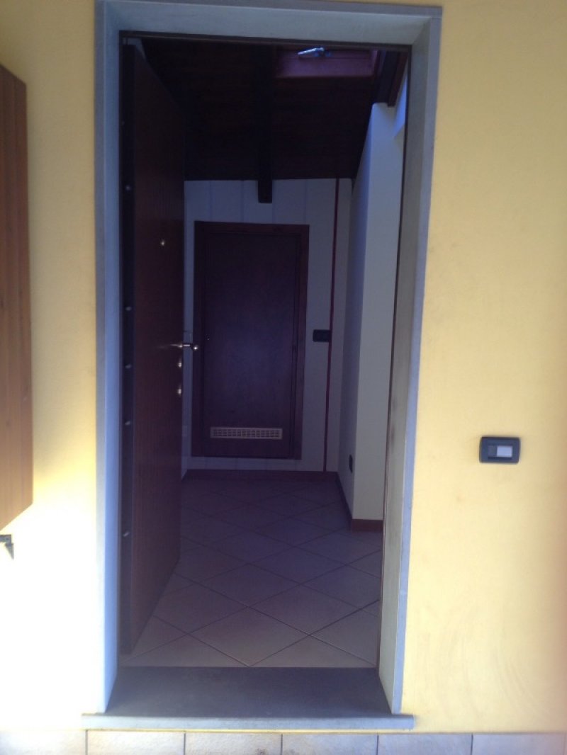 Appartamento arredato a Carvico a Bergamo in Affitto