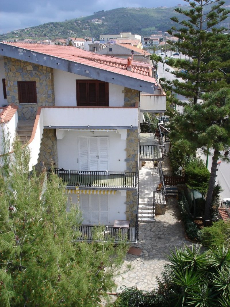 Casa vacanza a Santa Maria di Castellabate a Salerno in Affitto
