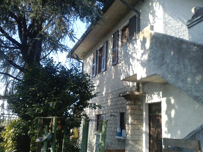 Villa a Casirate d'Adda a Bergamo in Vendita