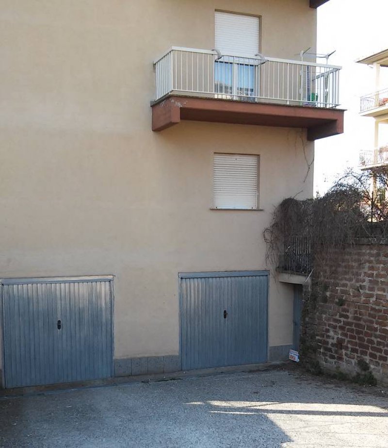 Locale uso garage Bassano Romano a Viterbo in Vendita