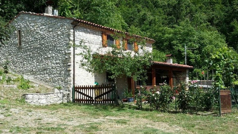 A Colledimezzo villa rustica in pietra a Chieti in Affitto