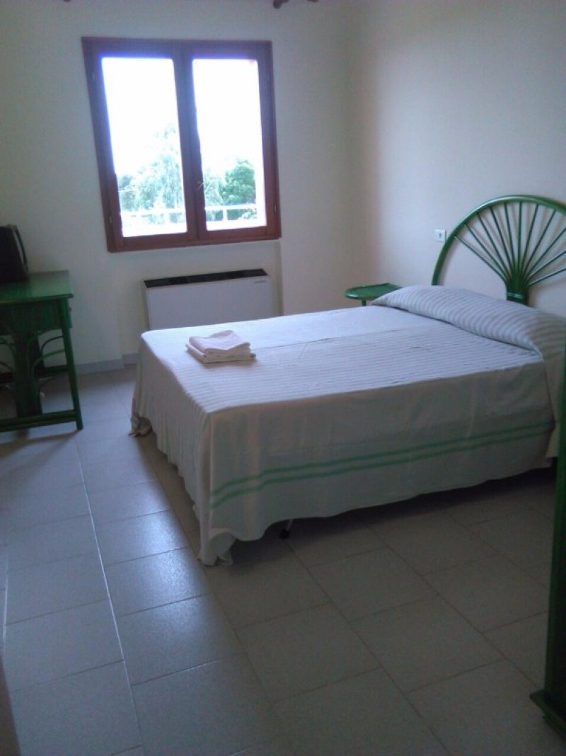 In bed and breakfast camere singole a Ogliastra in Affitto