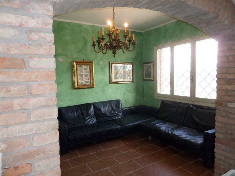 Casa ristrutturata a Dosso a Ferrara in Vendita