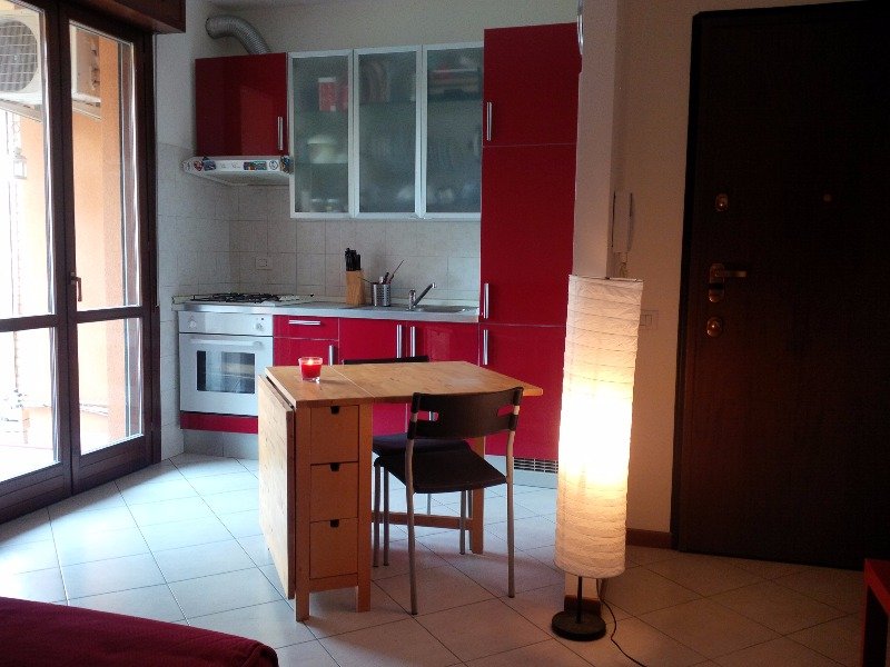 Appartamento zona riva del Naviglio a Milano in Affitto