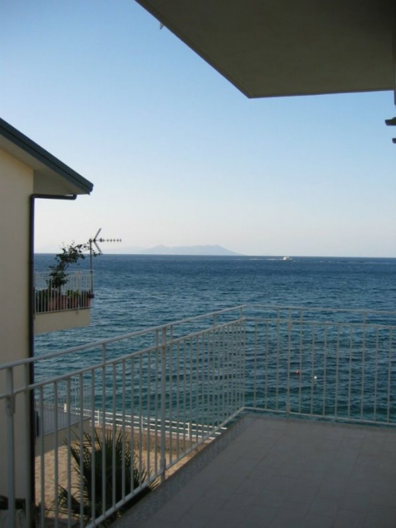 Casa vacanza zona Playa a Messina in Affitto