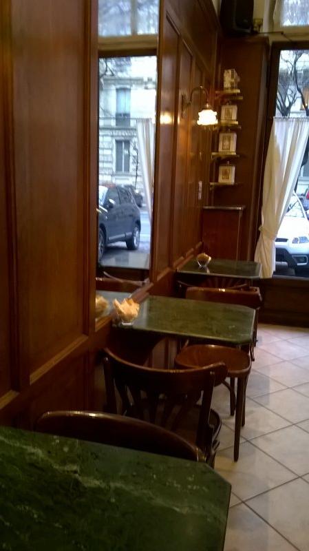 Caffetteria stile viennese a Crocetta a Torino in Vendita