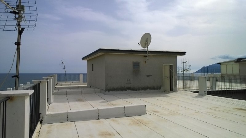 Porzione di terrazzo a Salerno a Salerno in Vendita