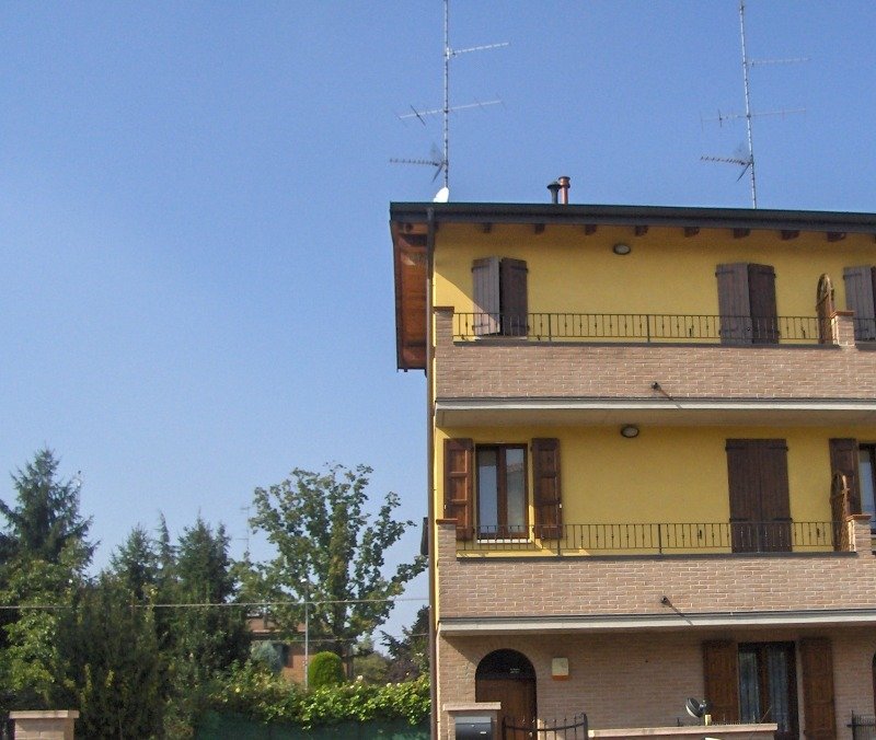 Villa a schiera zona Madonnina a Modena in Vendita