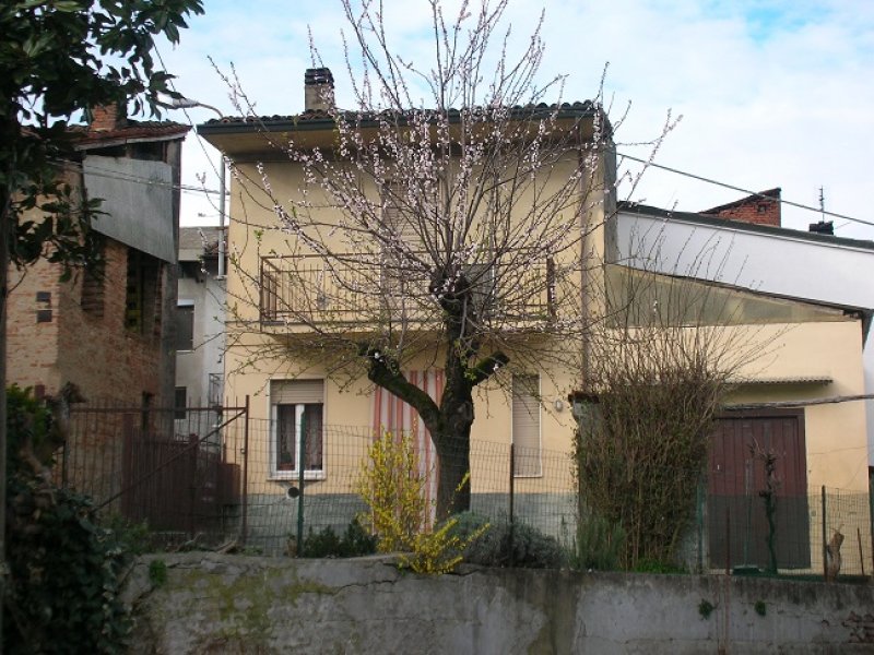 A Stradella casa a Pavia in Vendita